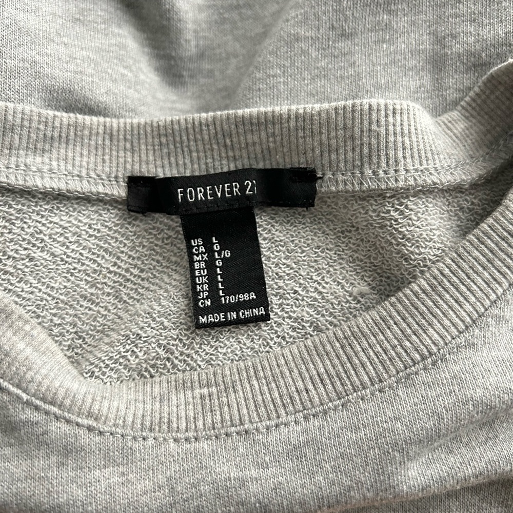 Forever 21 Grey Multi-color Stripe Sweater in Large - Picture 4 of 4